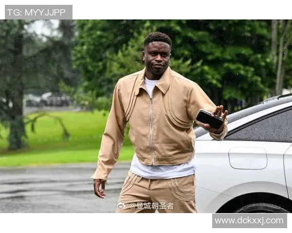 法国足球球星穿搭风格大解析 时尚与运动完美融合的独特魅力