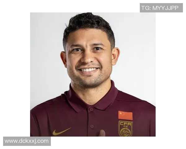 退役国足球星再度聚焦球迷视野讲述辉煌岁月与未来发展方向 退役国足球星再度聚焦球迷视野讲述辉煌岁月与未来发展方向